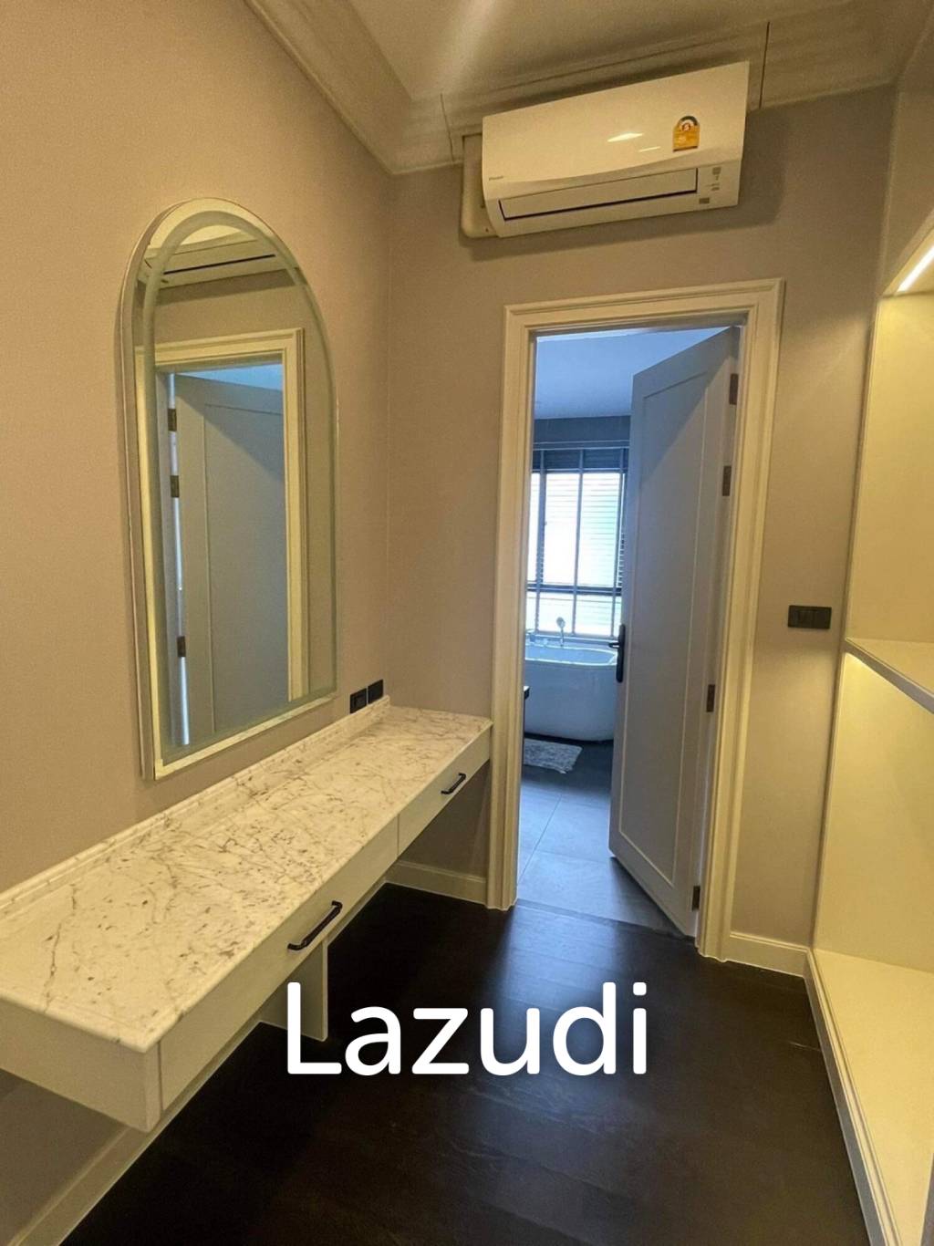 5 Beds 5 Baths 415 Sqm Setthasiri Krungthep Kreetha 2
