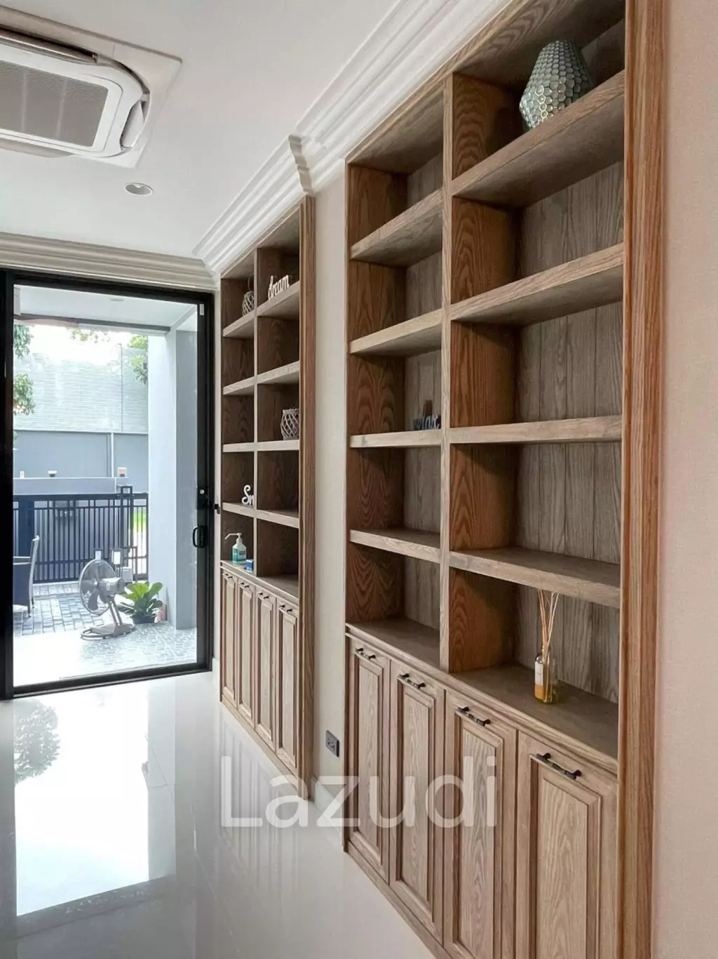 5 Beds 5 Baths 415 Sqm Setthasiri Krungthep Kreetha 2