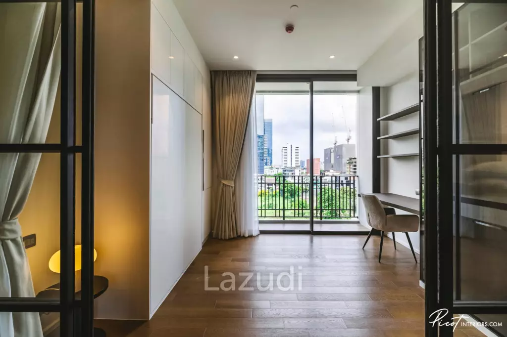 Spacious 2-Bedroom Condo in MUNIQ Langsuan Bangkok