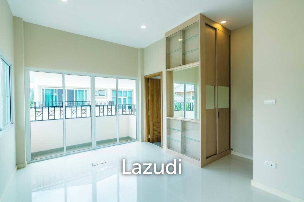 4 ห้องนอน 4 ห้องน้ำ 160 ตรม บ้านดุสิต การ์เด้น 6