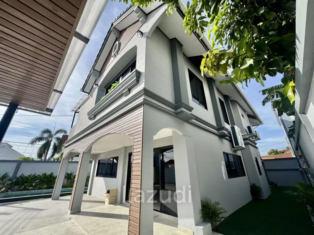 5 Beds 4 Baths 280 SQ.M. Country Club Village