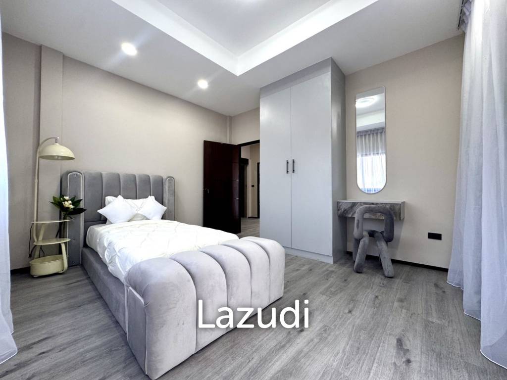 5 Beds 4 Baths 280 SQ.M. Country Club Village