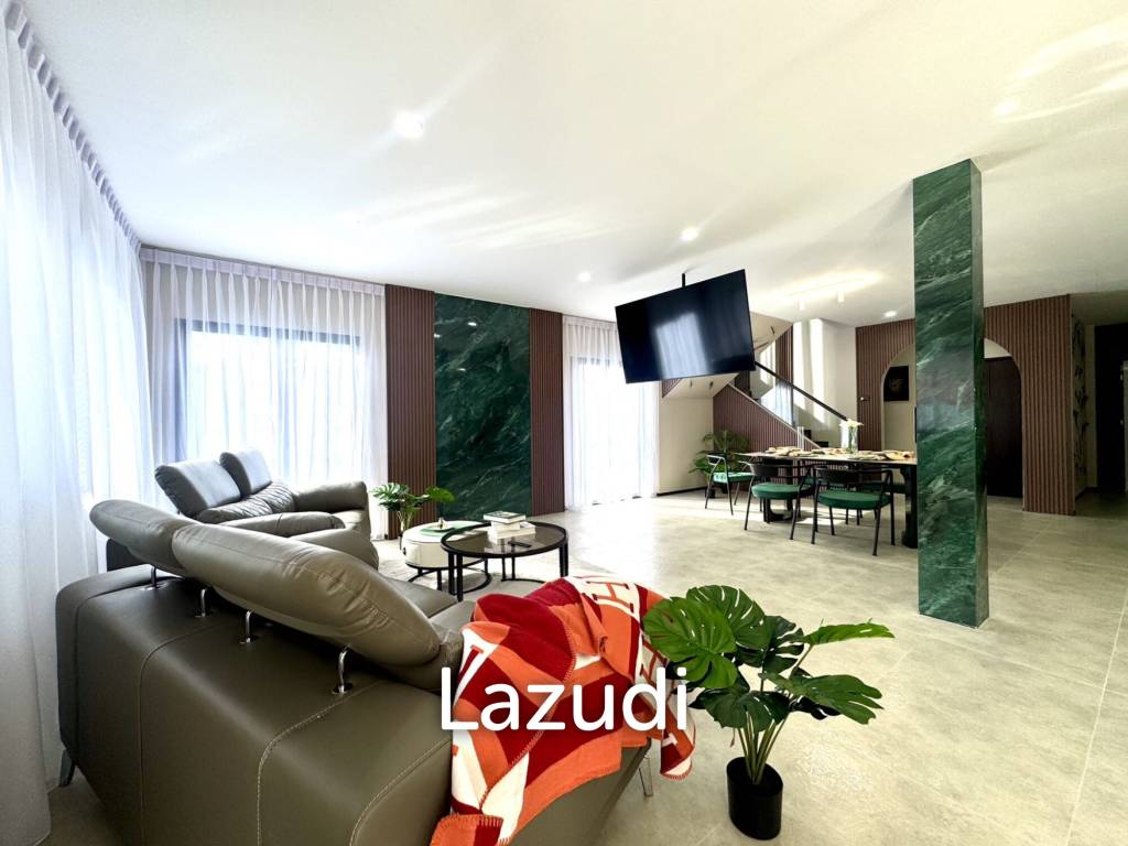 5 Beds 4 Baths 280 SQ.M. Country Club Village