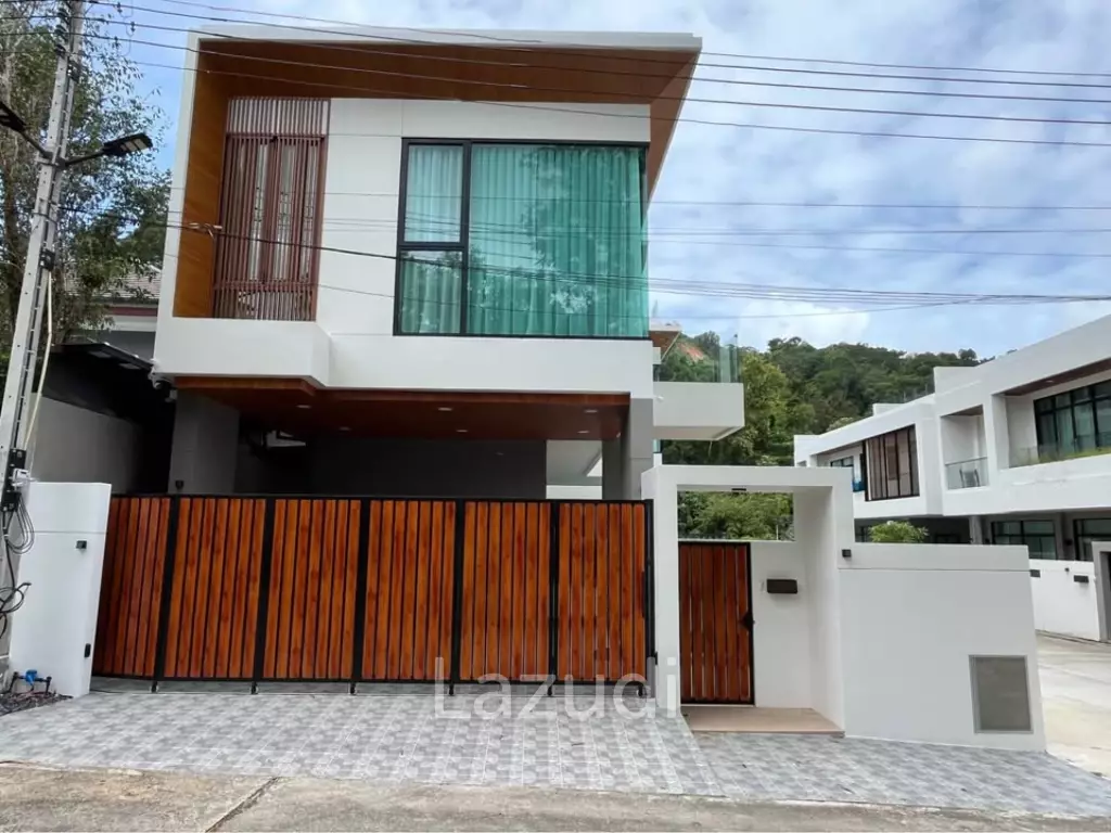 Brand-New 4-Bedroom Pool Villa for Rent with Mountain View in Kathu