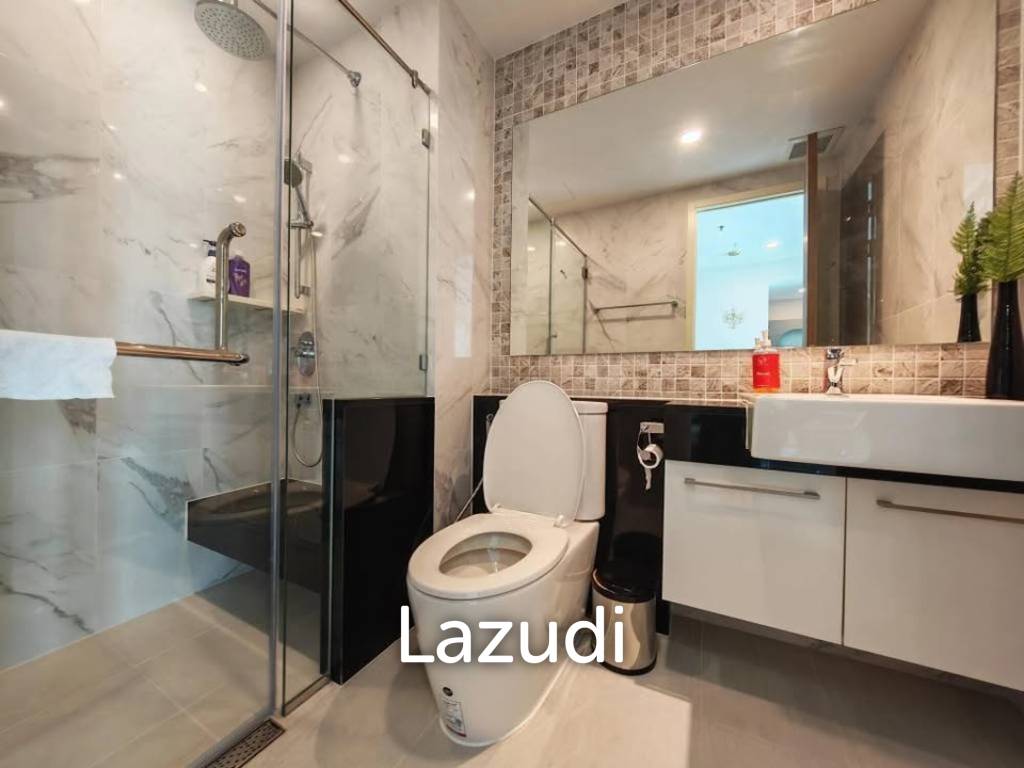 Luxurious 2-Bed Condo in Khlong San Bangkok