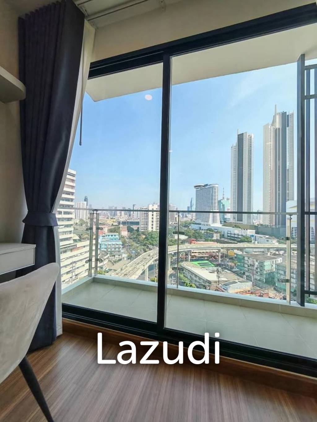 Luxurious 2-Bed Condo in Khlong San Bangkok
