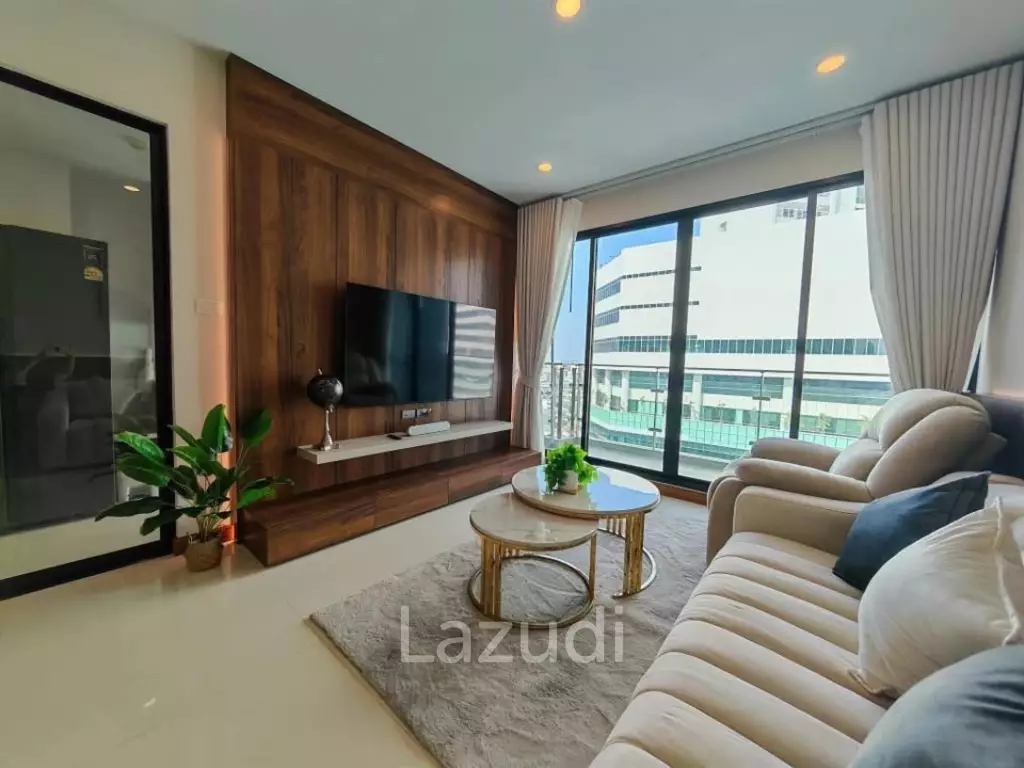 Luxurious 2-Bed Condo in Khlong San Bangkok
