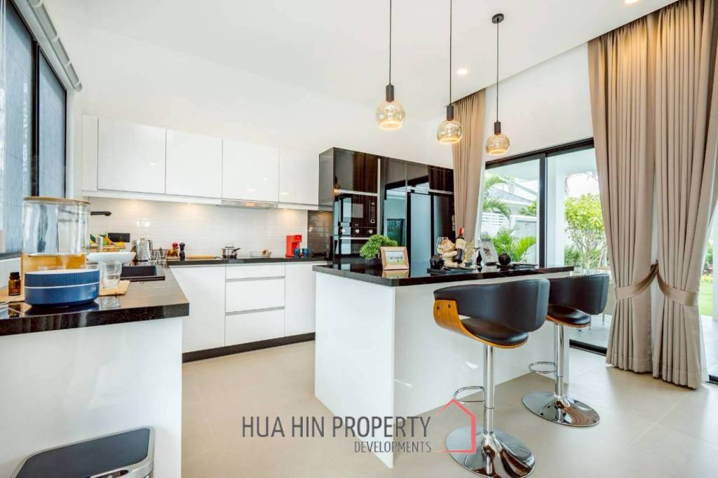 Luxurious 3-Bedroom Villa in Botanica Hua Hin