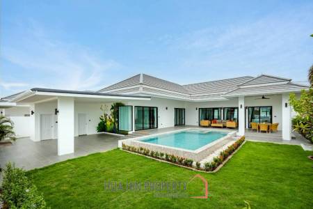 Luxurious 3-Bedroom Villa in Botanica Hua Hin