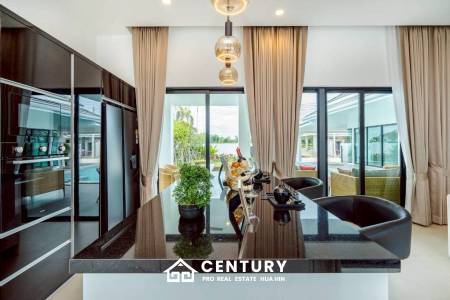 Luxurious 3-Bedroom Villa in Botanica Hua Hin