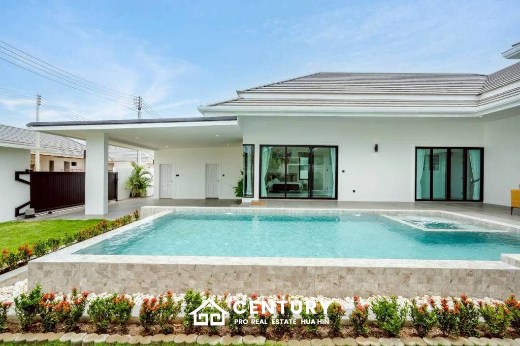 Luxurious 3-Bedroom Villa in Botanica Hua Hin