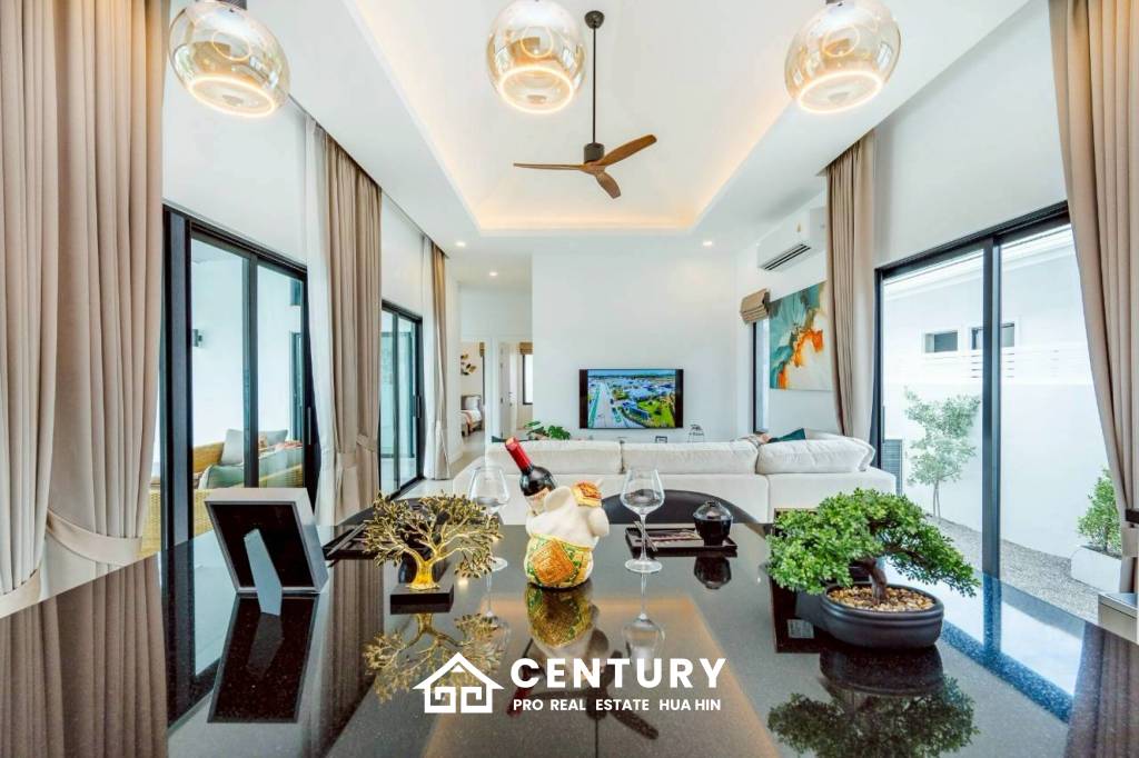 Luxurious 3-Bedroom Villa in Botanica Hua Hin