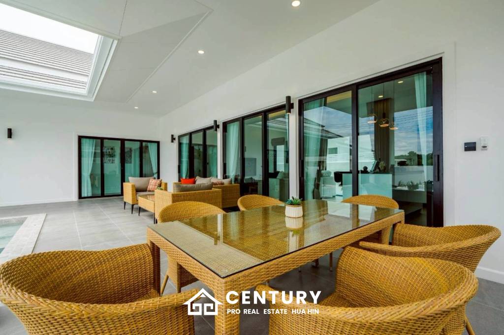 Luxurious 3-Bedroom Villa in Botanica Hua Hin