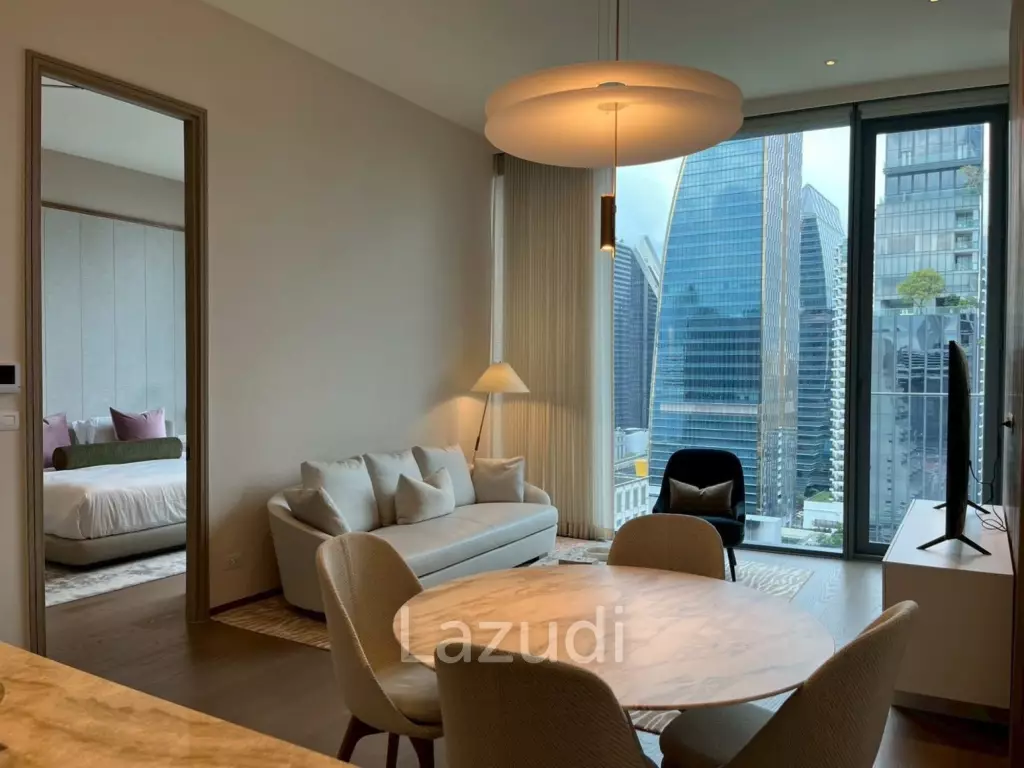 Luxurious 1 Bedroom Condo in SCOPE Langsuan Bangkok