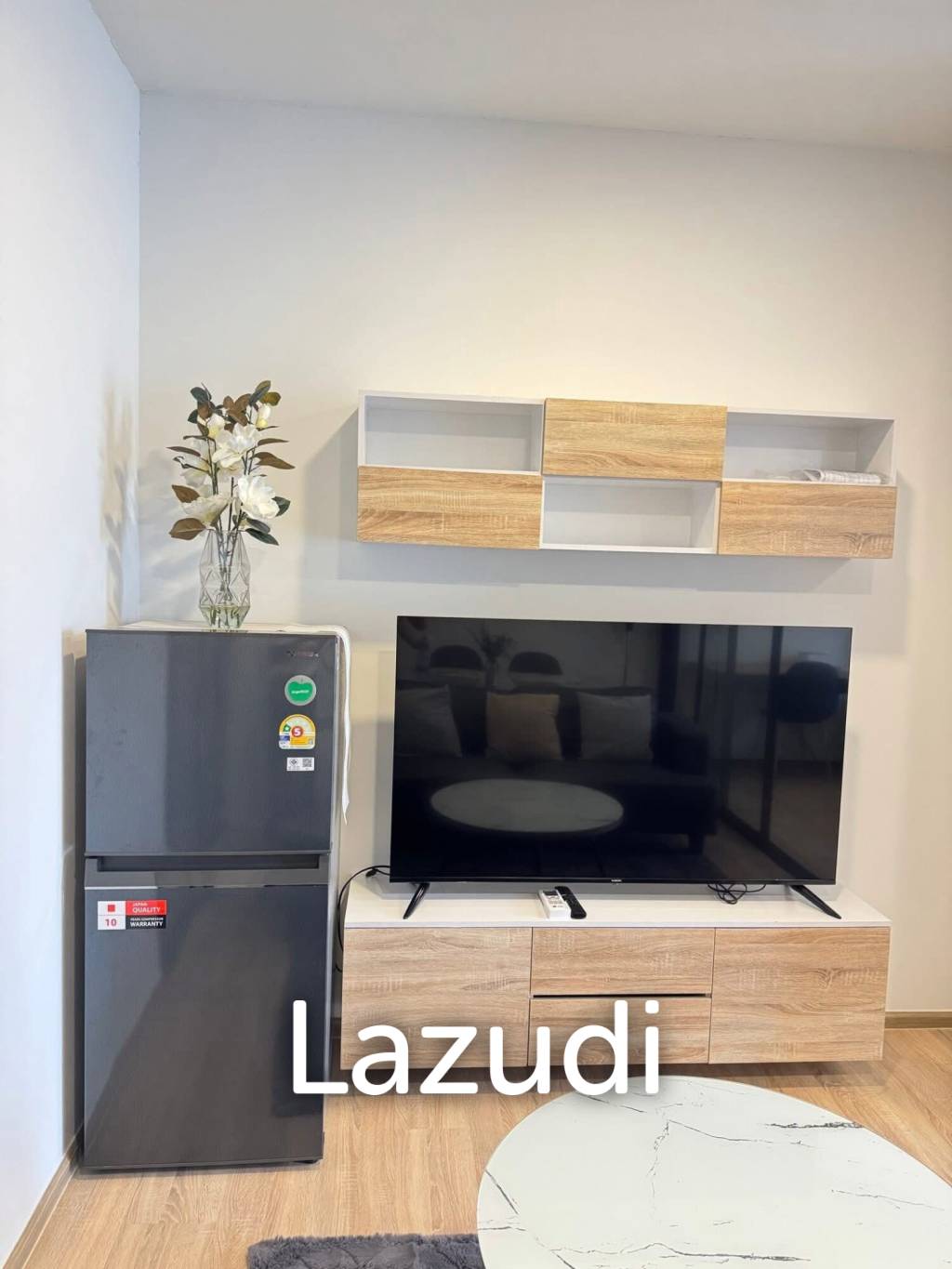 Modern 1-Bedroom Condo in XT Phayathai Bangkok