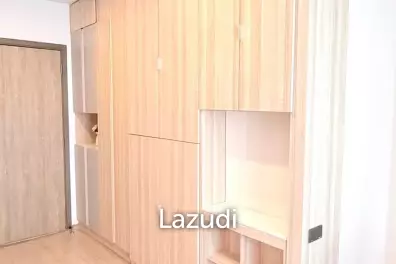 Modern 33 sqm 1 Bedroom Condo on 17th Floor at IDEO O2 Bangna Bangkok