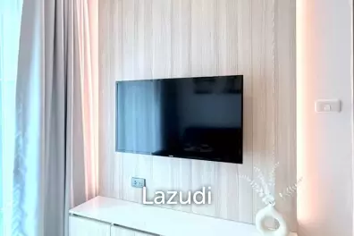 Modern 33 sqm 1 Bedroom Condo on 17th Floor at IDEO O2 Bangna Bangkok