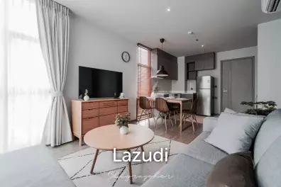Luxurious 2-Bedroom Condo RHYTHM Ekkamai Bangkok