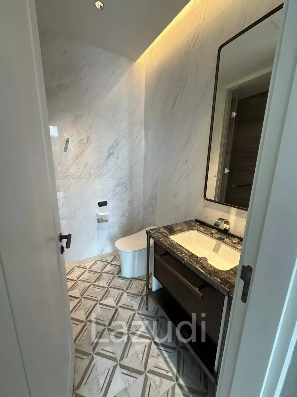 2 Bedrooms 3 Bathrooms 160 SQ.M One89 Wireless