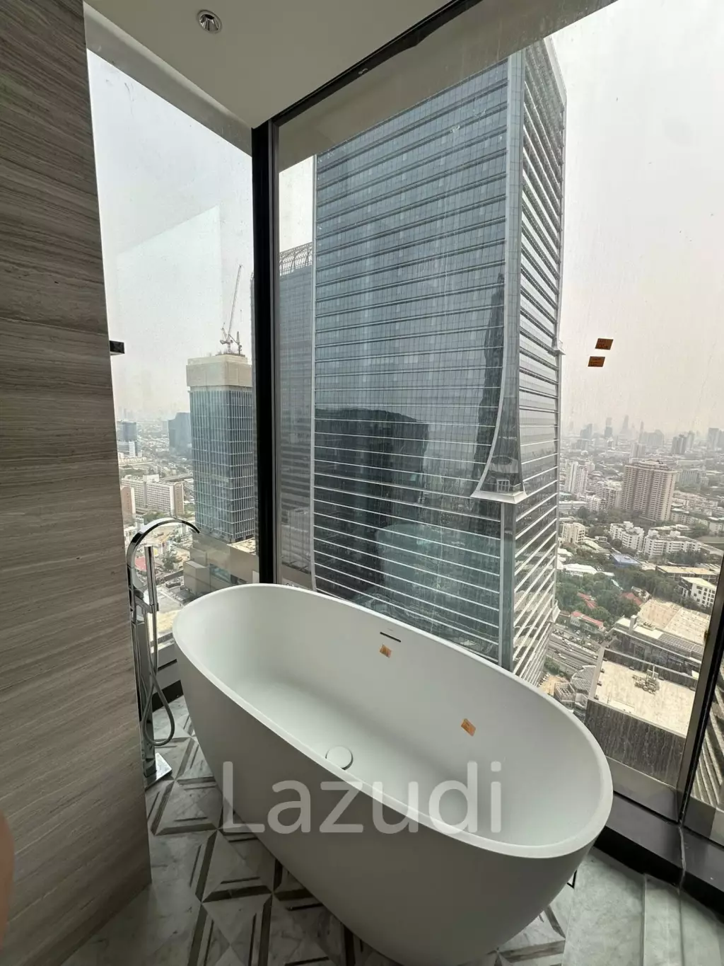 2 Bedrooms 3 Bathrooms 160 SQ.M One89 Wireless