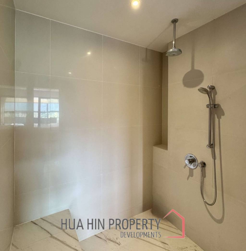 BLACK MOUNTAIN CONDO : 2 bed scenic views with 2 lifetime Golf Memberships