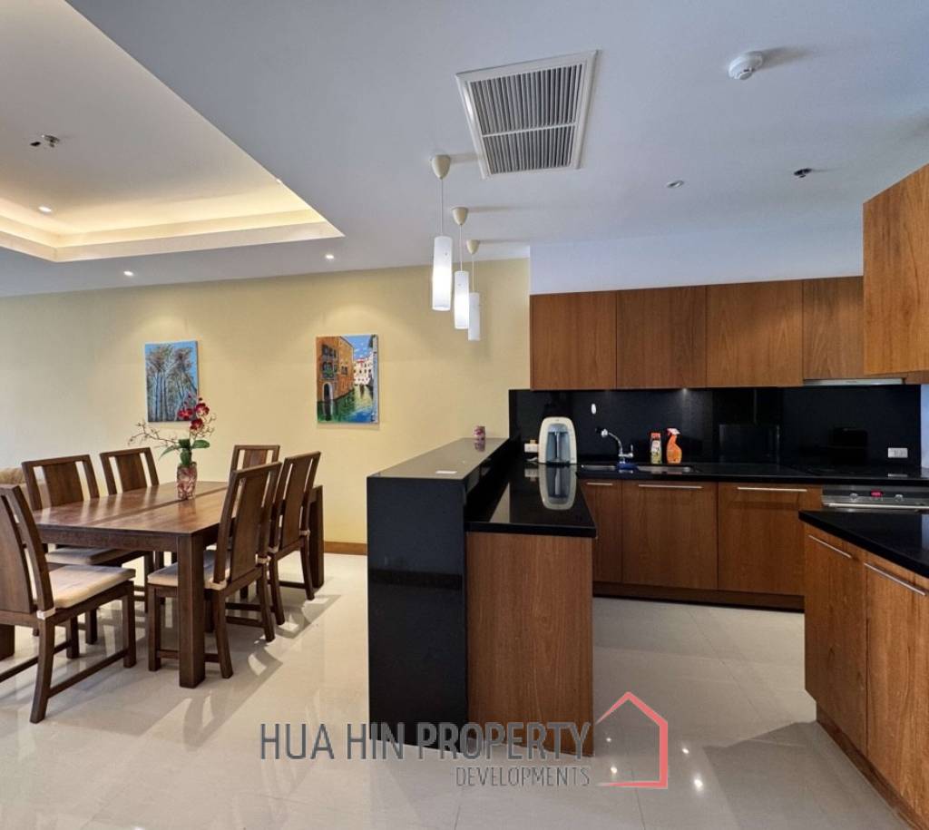 BLACK MOUNTAIN CONDO : 2 bed scenic views with 2 lifetime Golf Memberships