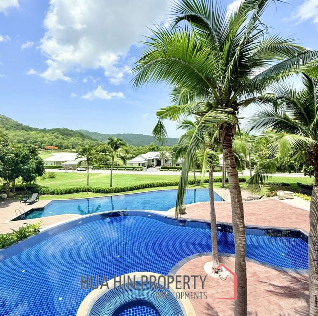 BLACK MOUNTAIN CONDO : 2 bed scenic views with 2 lifetime Golf Memberships