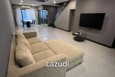 Spacious Modern Townhouse in The Landmark Ekamai-Ramindra