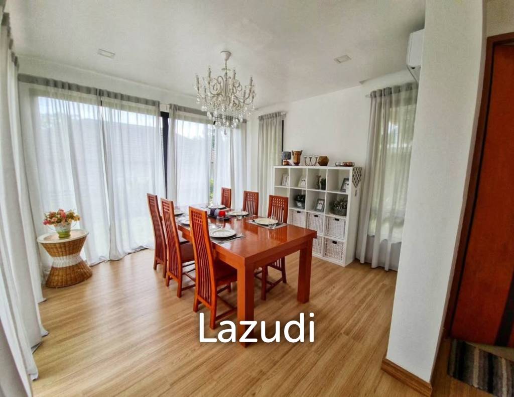 Contemporary Tropical-Style 3-Bedroom Pool Villa for Rent in Kathu
