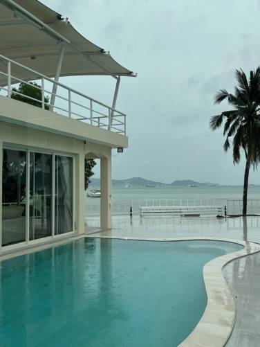 Peaceful Private Beachfront 4-Bedroom Pool Villa for Rent in Rawai