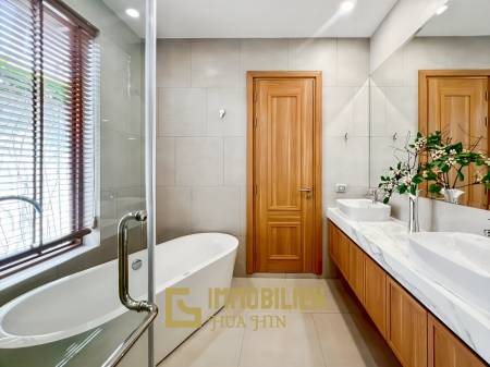 Hochmodern / Solar / Top Lage