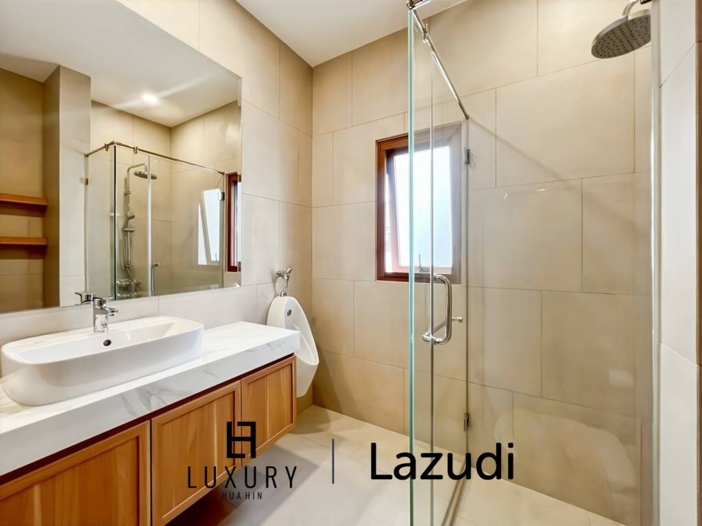 La Felice Hua Hin: Contemporary 3-Bedroom Pool Villa with Eco-Smart Design