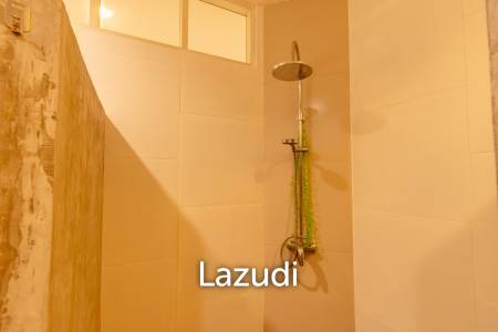 Large Designer 3 bed pool Villa