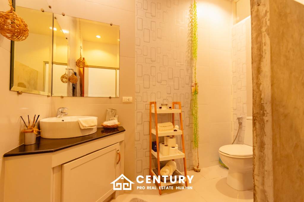 940 ตร.ม 3 เตียง 5 อาบน้ำ วิลล่า For ขาย