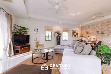 940 ตร.ม 3 เตียง 5 อาบน้ำ วิลล่า For ขาย