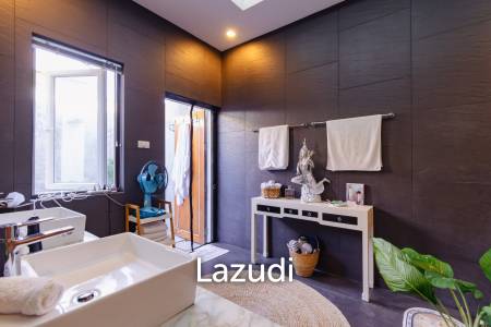 Large Designer 3 bed pool Villa