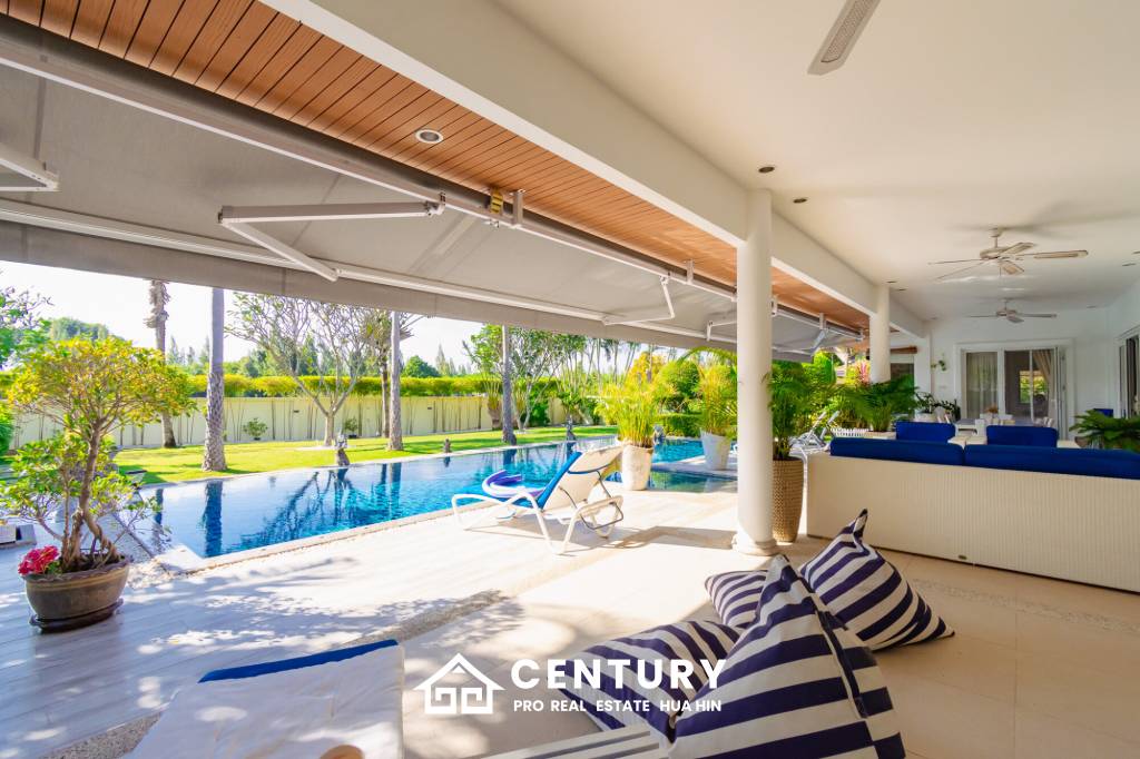 940 ตร.ม 3 เตียง 5 อาบน้ำ วิลล่า For ขาย