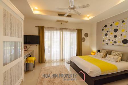 Large Designer 3 bed pool Villa