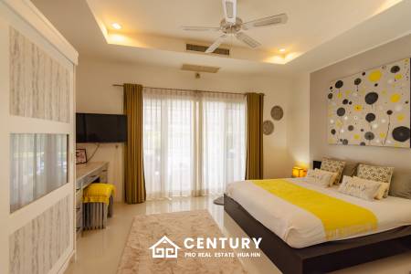 940 ตร.ม 3 เตียง 5 อาบน้ำ วิลล่า For ขาย