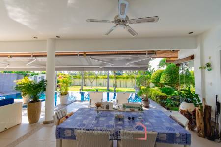 Large Designer 3 bed pool Villa