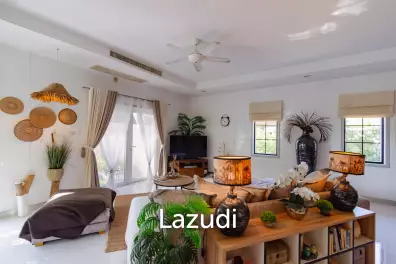Large Designer 3 bed pool Villa