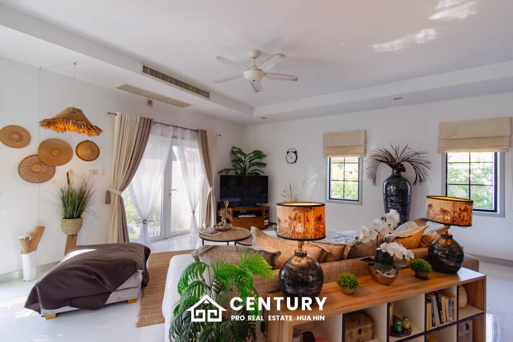 940 ตร.ม 3 เตียง 5 อาบน้ำ วิลล่า For ขาย