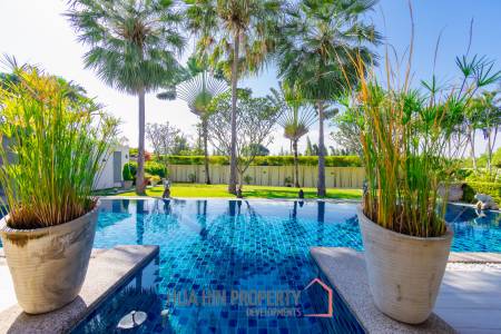 Large Designer 3 bed pool Villa