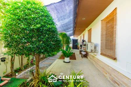 940 ตร.ม 3 เตียง 5 อาบน้ำ วิลล่า For ขาย