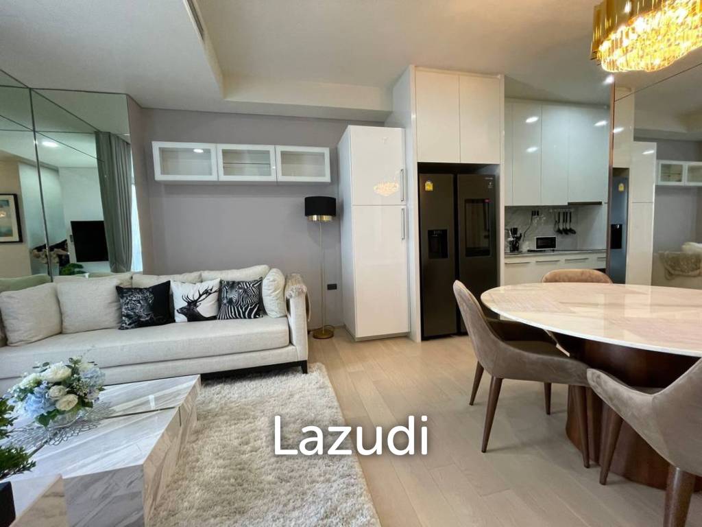 Siamese Exclusive Sukhumvit 42: 3-Bedroom Condo, Fully Furnished, Phra Khanong, Bangkok