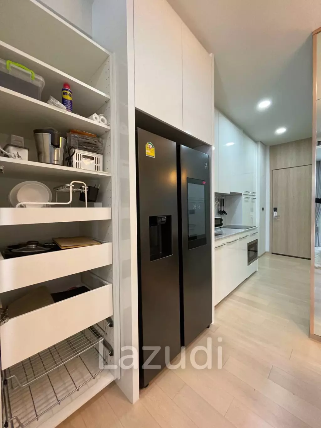 Siamese Exclusive Sukhumvit 42: 3-Bedroom Condo, Fully Furnished, Phra Khanong, Bangkok