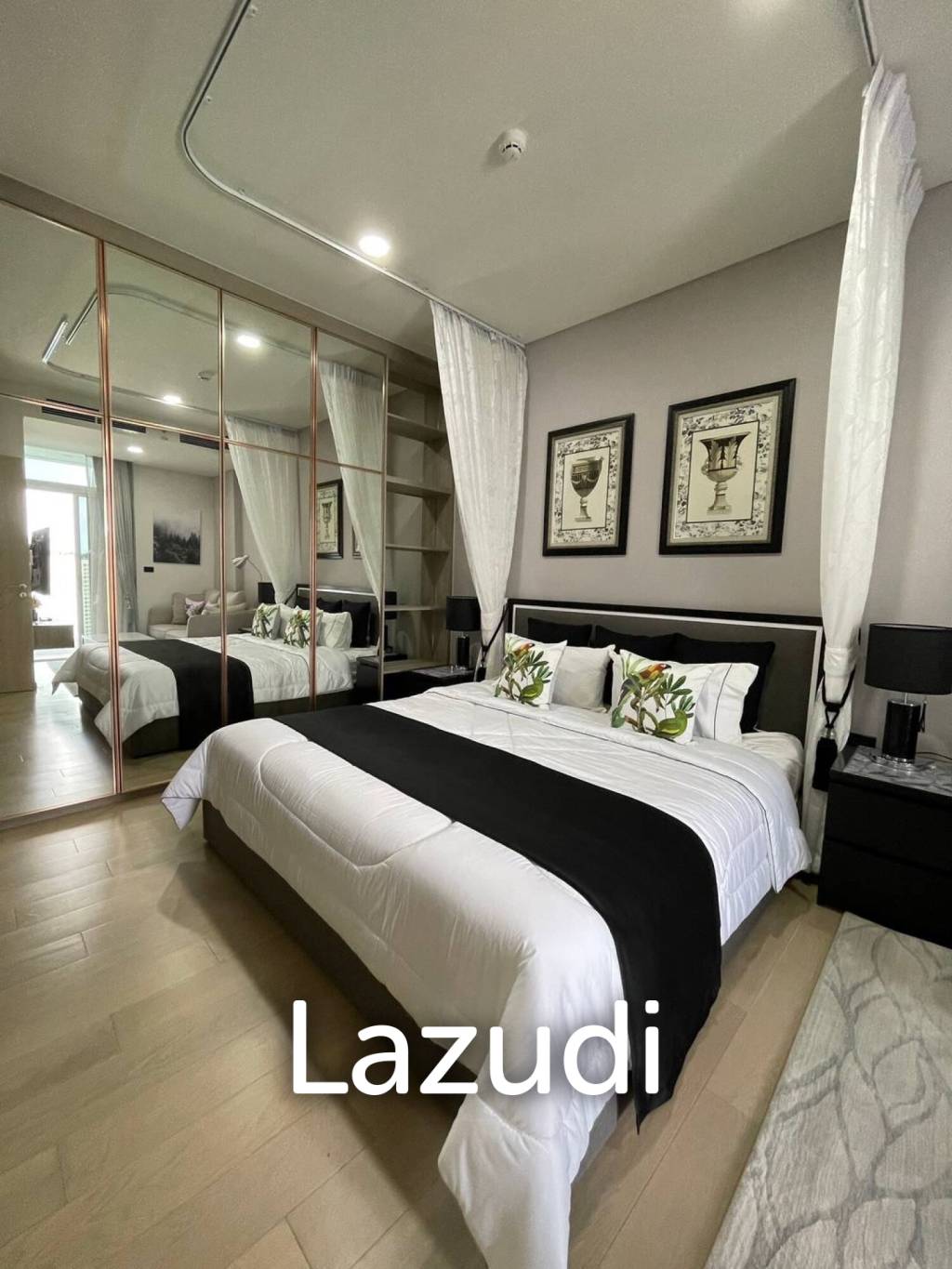 Siamese Exclusive Sukhumvit 42: 3-Bedroom Condo, Fully Furnished, Phra Khanong, Bangkok