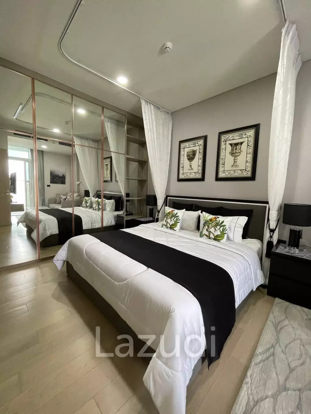 Siamese Exclusive Sukhumvit 42: 3-Bedroom Condo, Fully Furnished, Phra Khanong, Bangkok
