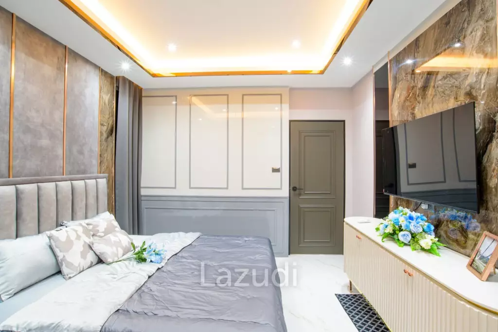 4 Bedrooms 3 Bathrooms 320 SQ.M. Central Park 2 Village