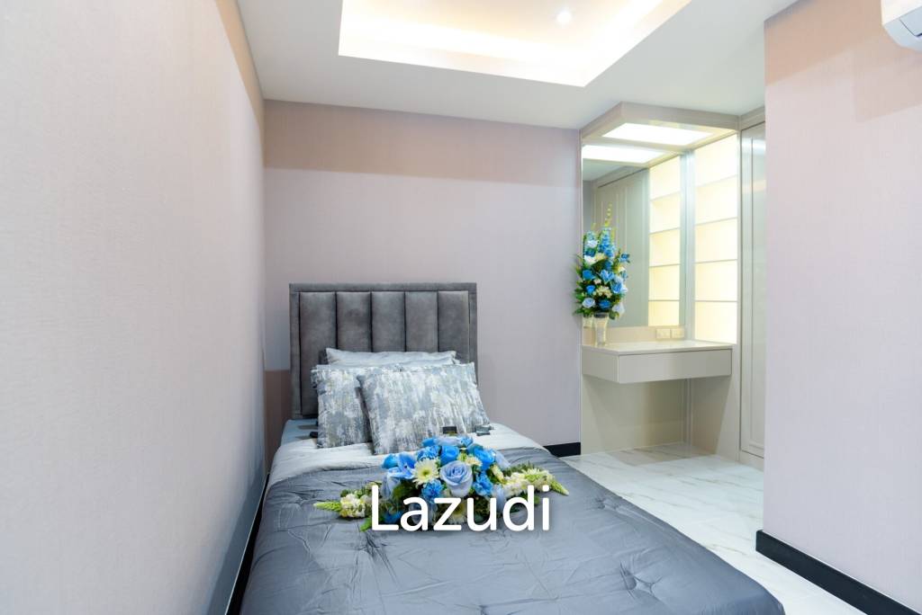 4 Bedrooms 3 Bathrooms 320 SQ.M. Central Park 2 Village
